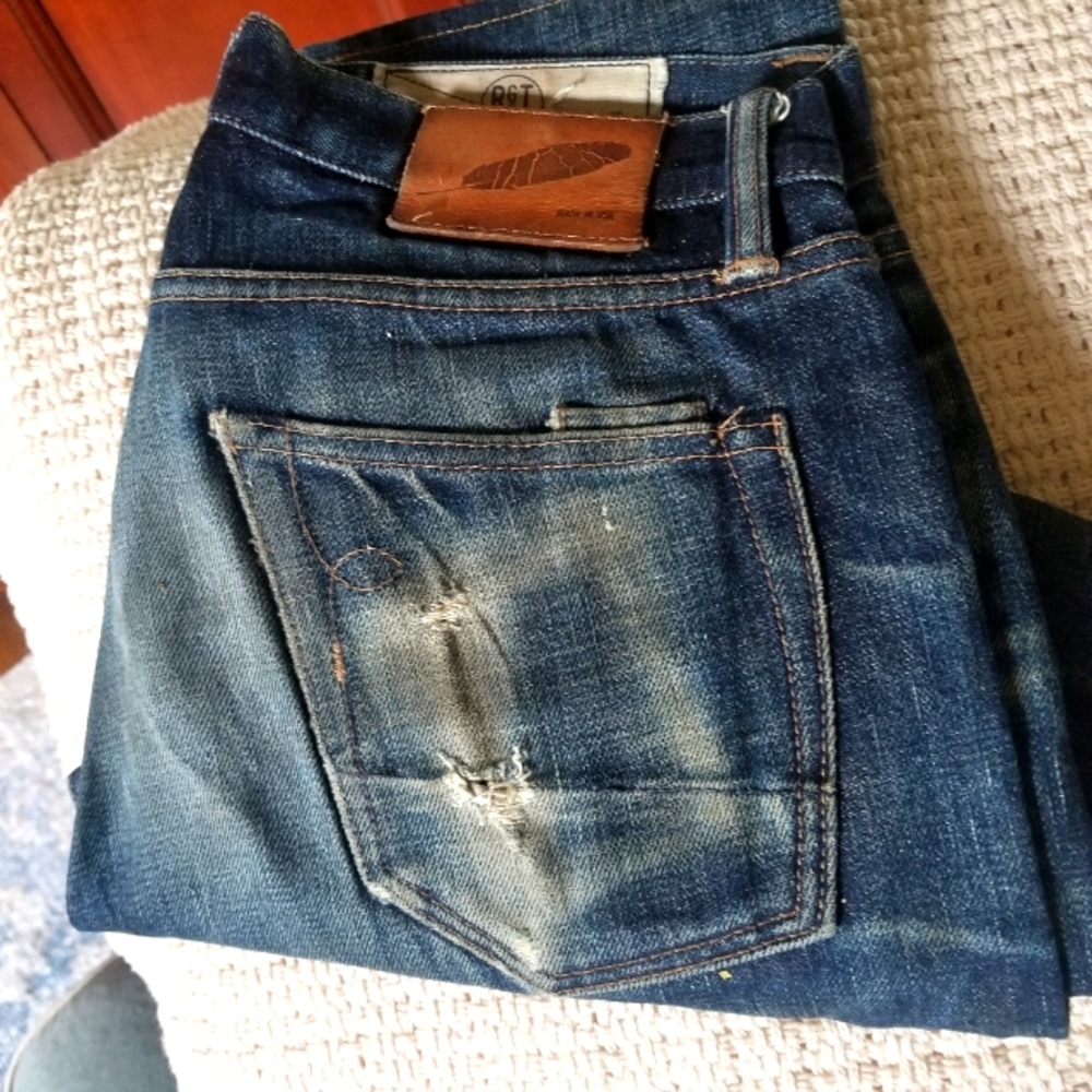 RGT ROGUE TERRITORY JEANS RARE!